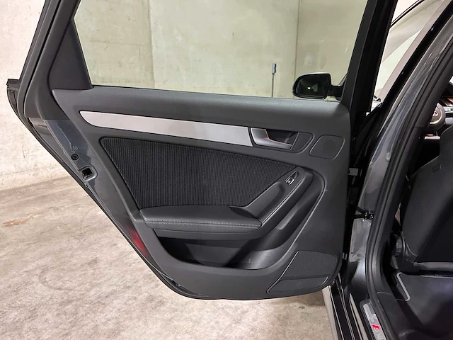 Audi a4 avant 1.8 tfsi s edition 120pk 2013 (origineel-nl), 26-zrp-1 - afbeelding 23 van  48