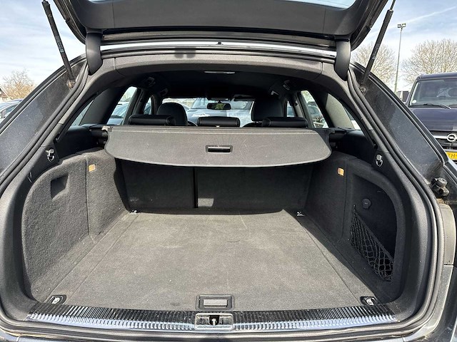 Audi a4 avant 1.8 tfsi s edition 2010 | 86-llz-1 - afbeelding 12 van  27