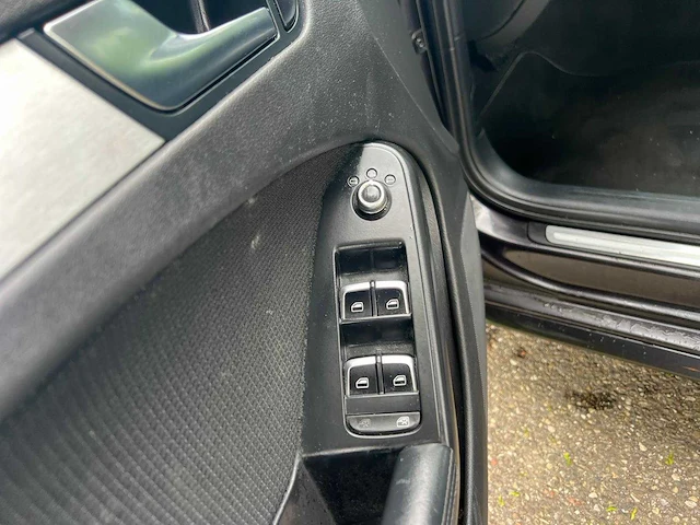 Audi a4 avant 1.8 tfsi s edition automaat,* hl-362-v - afbeelding 17 van  28