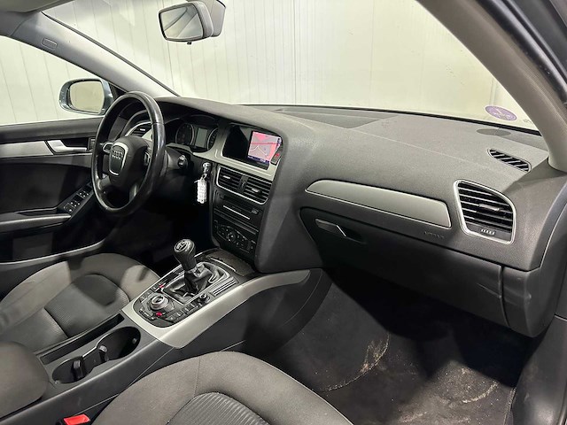 Audi a4 avant 1.8 tfsi s edition n-314-rj - afbeelding 3 van  19