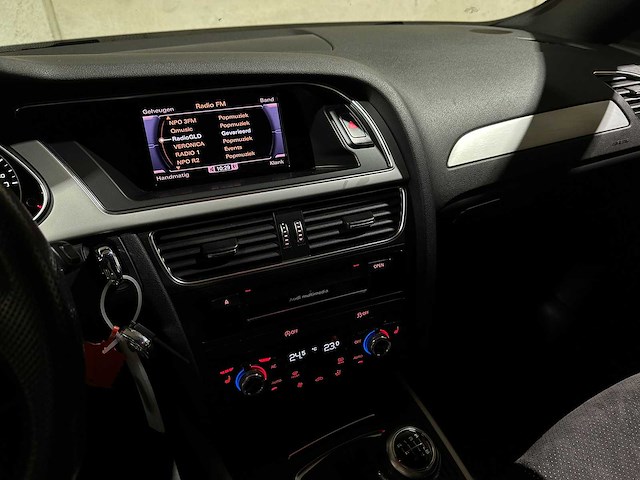 Audi a4 avant 1.8 tfsi s edition s-line 170pk 2013, 88-zrt-8 - afbeelding 20 van  40