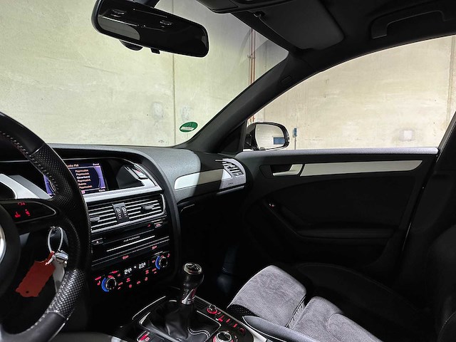 Audi a4 avant 1.8 tfsi s edition s-line 170pk 2013, 88-zrt-8 - afbeelding 37 van  40