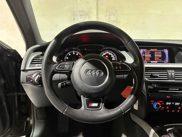 Audi a4 avant 1.8 tfsi s edition s-line 170pk 2013, 88-zrt-8 - afbeelding 2 van  9