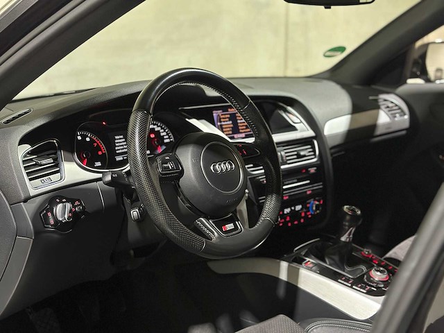 Audi a4 avant 1.8 tfsi s edition s-line 170pk 2013, 88-zrt-8 - afbeelding 17 van  40