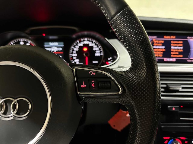 Audi a4 avant 1.8 tfsi s edition s-line 170pk 2013, 88-zrt-8 - afbeelding 22 van  40