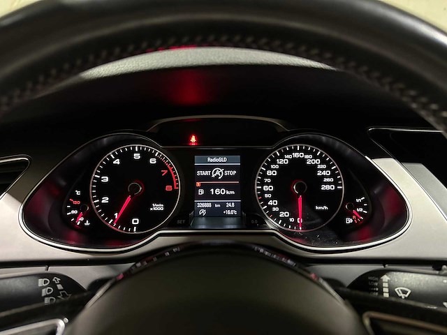 Audi a4 avant 1.8 tfsi s edition s-line 170pk 2013, 88-zrt-8 - afbeelding 25 van  40