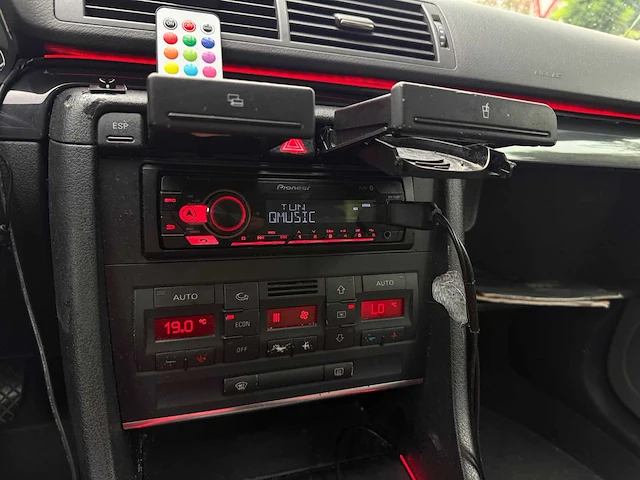 Audi a4 avant 2.0 97-jd-sn - afbeelding 2 van  13