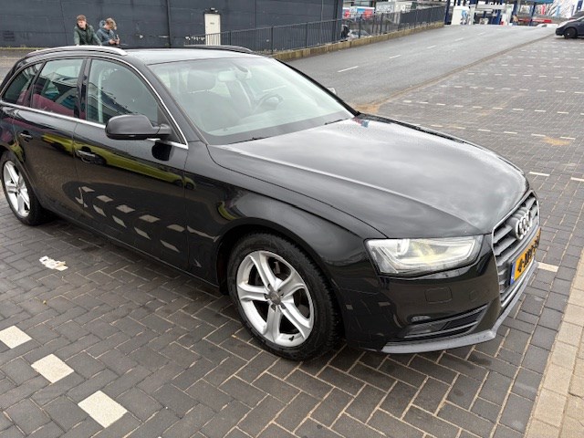 Audi a4 avant 2.0 diesel automaat type b8 140 kw met kenteken 4-xpz-75 - afbeelding 2 van  9