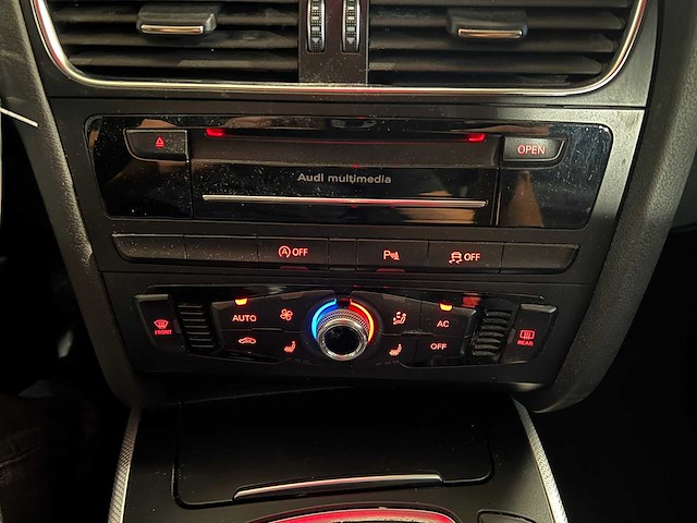Audi a4 avant 2.0 tdi business edition, js-242-g - afbeelding 2 van  24