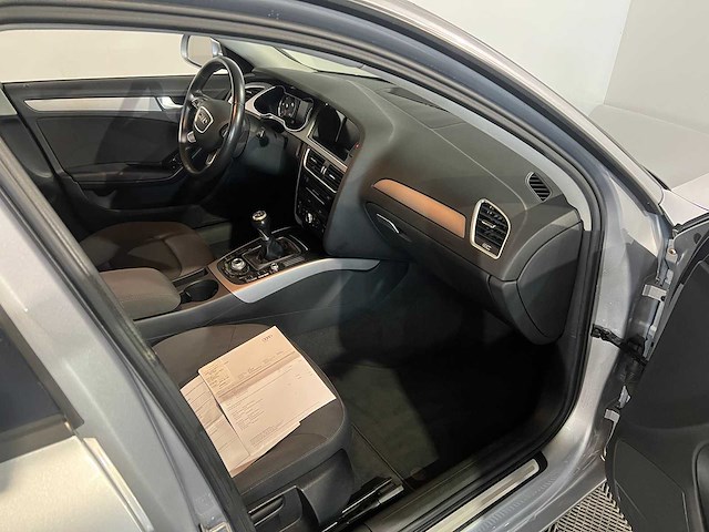 Audi a4 avant 2.0 tdi ultra sp. edition, tg-270-f - afbeelding 18 van  19