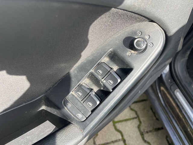 Audi a4 avant 2.0 tfsi pro line business 2009 | 66-jvb-1 - afbeelding 12 van  20