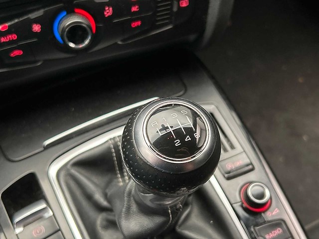 Audi a4 avant 2.0 tfsi s edition 2010 | 68-klf-3 - afbeelding 18 van  20