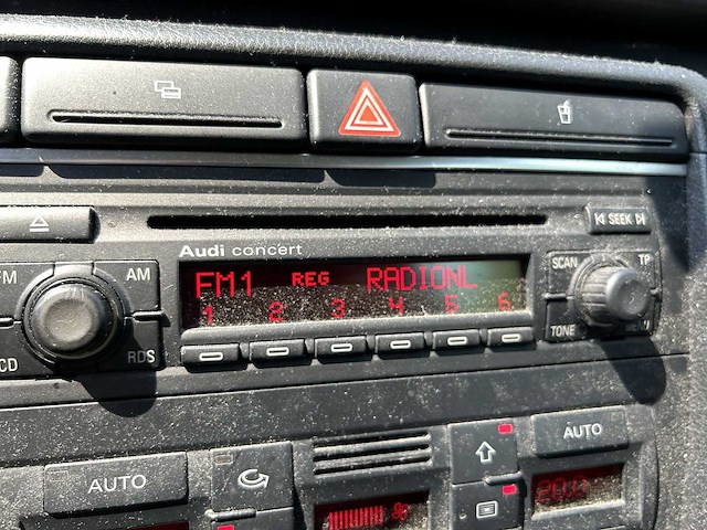 Audi a4 avant 2.5 tdi pro line mt | 70-pt-dx - afbeelding 8 van  23