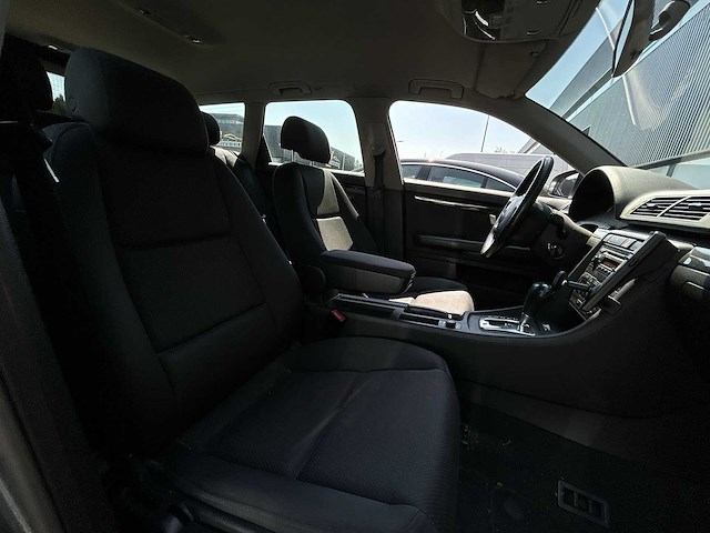 Audi a4 avant 2.5 tdi pro line mt | 70-pt-dx - afbeelding 15 van  23