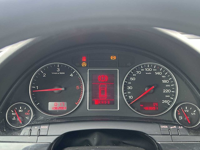 Audi a4 avant 2.5 tdi pro line mt | 70-pt-dx - afbeelding 2 van  29