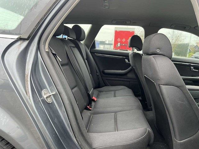 Audi a4 avant 2.5 tdi pro line mt | 70-pt-dx - afbeelding 17 van  29
