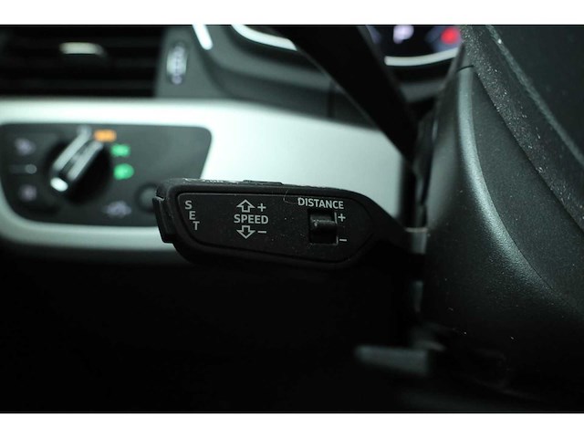 Audi a4 avant 35 s edition tdi 136pk 2022, jzk-23-j - afbeelding 10 van  29