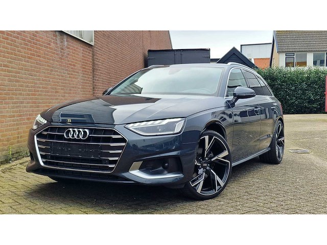 Audi a4 avant 35 tfsi business edition 2021 | k-950-xn - afbeelding 1 van  36