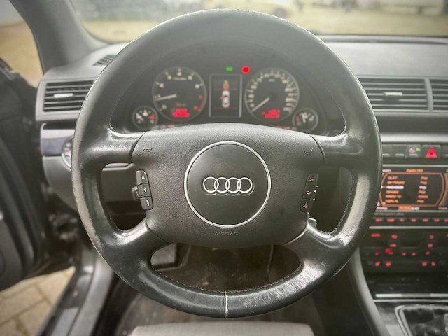 Audi a4 avant 4.2 v8 quattro s4, 49-zj-zj - afbeelding 8 van  14