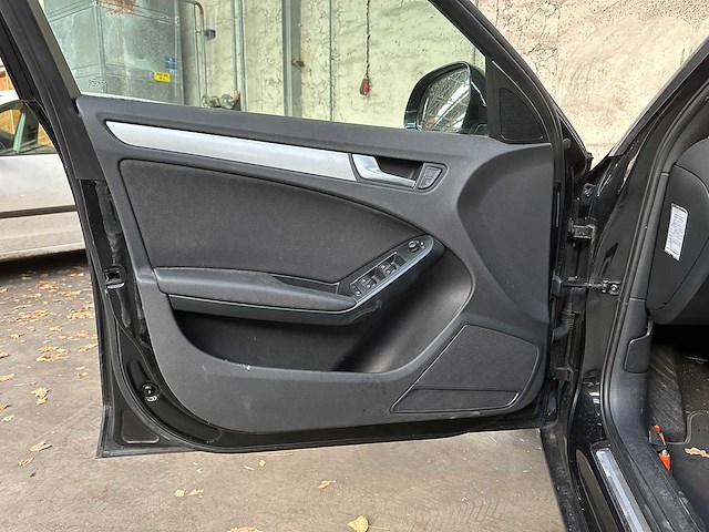 Audi a4 b8 avant 1.8 tfsi pro line business 160pk 2008, 61-gnz-7 - afbeelding 19 van  39