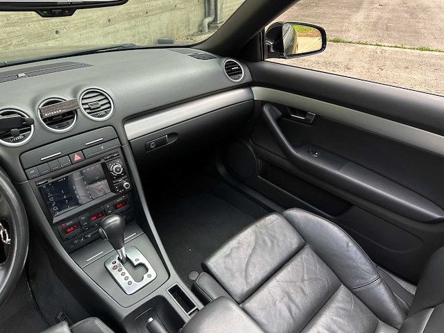 Audi a4 cabriolet 2.0 tfsi pro line 200pk 2006 (origineel-nl), 61-sz-bh - afbeelding 17 van  39