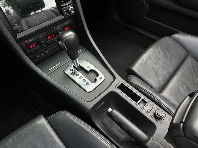 Audi a4 cabriolet 2.0 tfsi pro line 200pk 2006 (origineel-nl), 61-sz-bh - afbeelding 13 van  18