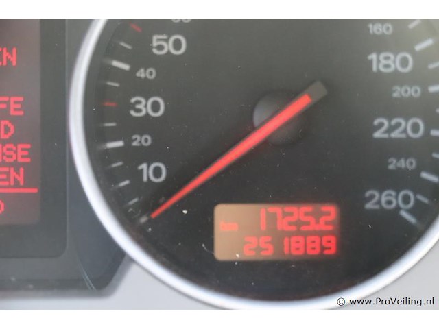 Audi a4 cabriolet 2.4 v6 | benzine| automaat | kenteken: 74-xp-lx - afbeelding 9 van  29