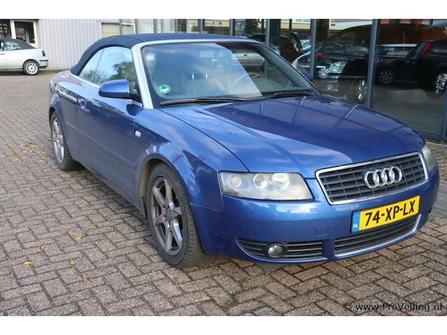 Audi a4 cabriolet 2.4 v6 | benzine| automaat | kenteken: 74-xp-lx - afbeelding 1 van  29