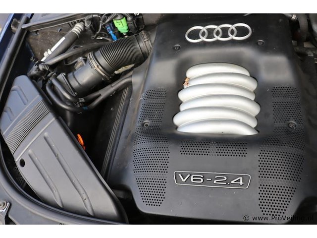 Audi a4 cabriolet 2.4 v6 | benzine| automaat | kenteken: 74-xp-lx - afbeelding 15 van  29