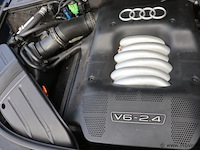 Audi a4 cabriolet 2.4 v6 | benzine| automaat | kenteken: 74-xp-lx - afbeelding 15 van  29