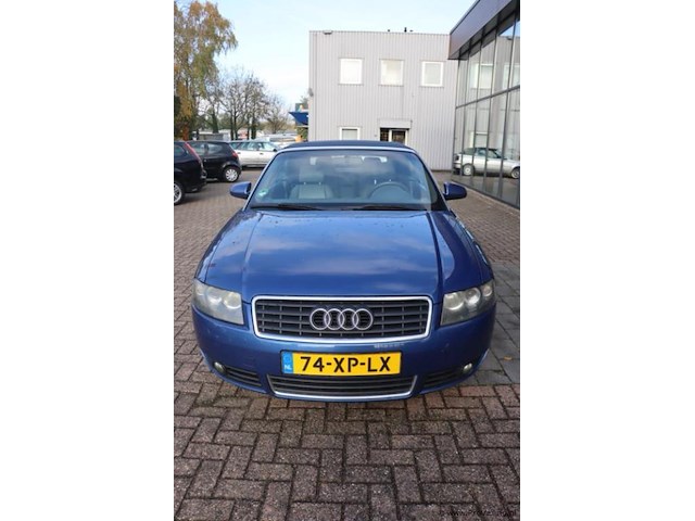 Audi a4 cabriolet 2.4 v6 | benzine| automaat | kenteken: 74-xp-lx - afbeelding 12 van  29