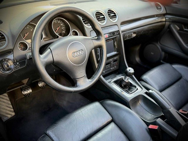 Audi a4 cabriolet 2.4 v6 exclusive 83-sx-pn - afbeelding 13 van  19
