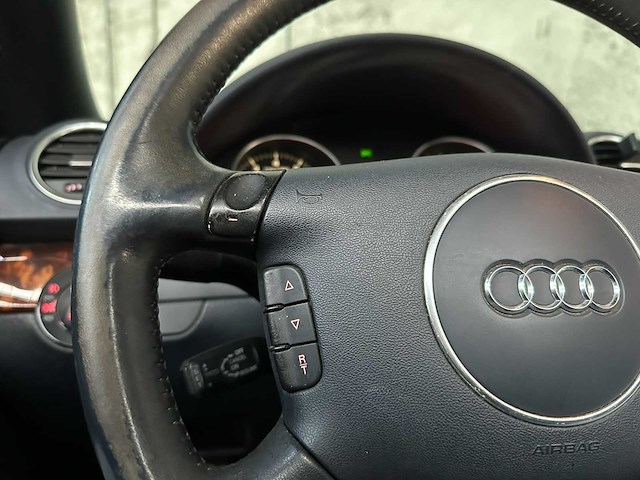 Audi a4 cabriolet 3.0 v6 exclusive 220pk 2003 -automaat-, 38-lr-tt - afbeelding 15 van  40