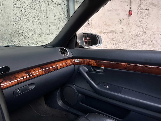 Audi a4 cabriolet 3.0 v6 exclusive 220pk 2003 -automaat-, 38-lr-tt - afbeelding 22 van  40