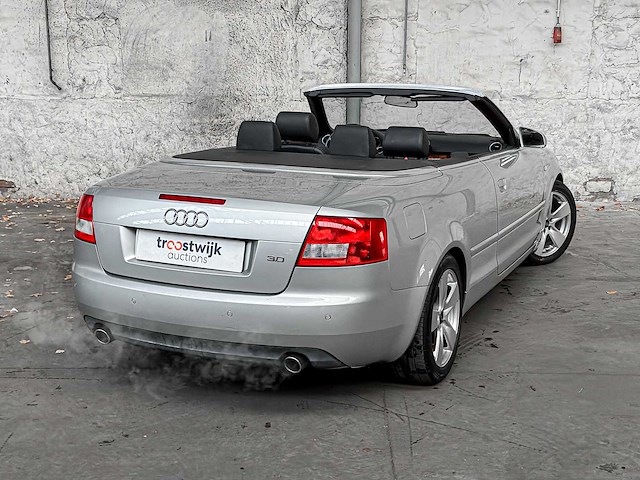 Audi a4 cabriolet 3.0 v6 exclusive 220pk 2003 -automaat-, 38-lr-tt - afbeelding 2 van  40