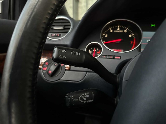 Audi a4 cabriolet 3.0 v6 exclusive 220pk 2003 -automaat-, 38-lr-tt - afbeelding 17 van  40