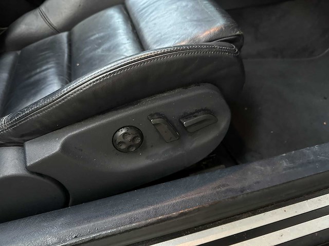 Audi a4 cabriolet 3.0 v6 exclusive 220pk 2003 -automaat-, 38-lr-tt - afbeelding 30 van  40