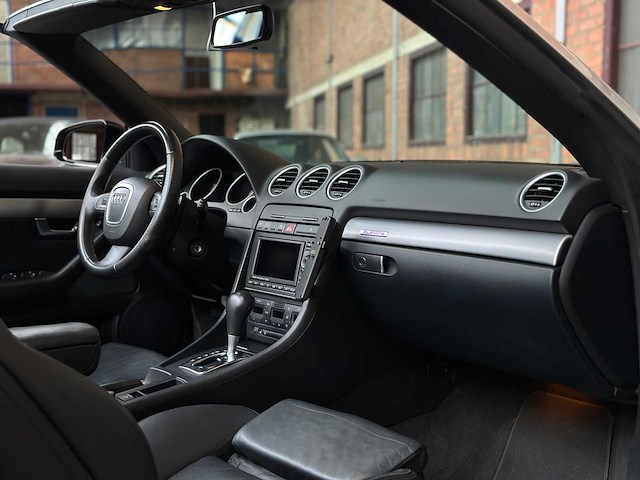Audi a4 cabriolet 3.2 fsi v6 quattro pro line 256pk 2006, 70-sr-rl youngtimer - afbeelding 64 van  83