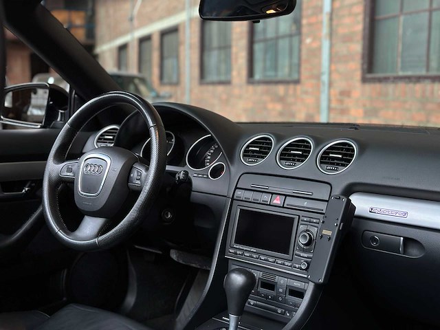 Audi a4 cabriolet 3.2 fsi v6 quattro pro line 256pk 2006, 70-sr-rl youngtimer - afbeelding 65 van  83