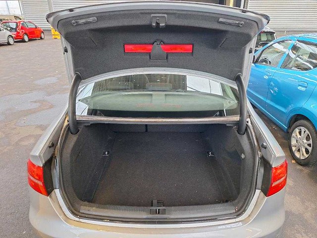 Audi a4 limousine 1.8 tfsi advance sedan* hv-923-d - afbeelding 1 van  1