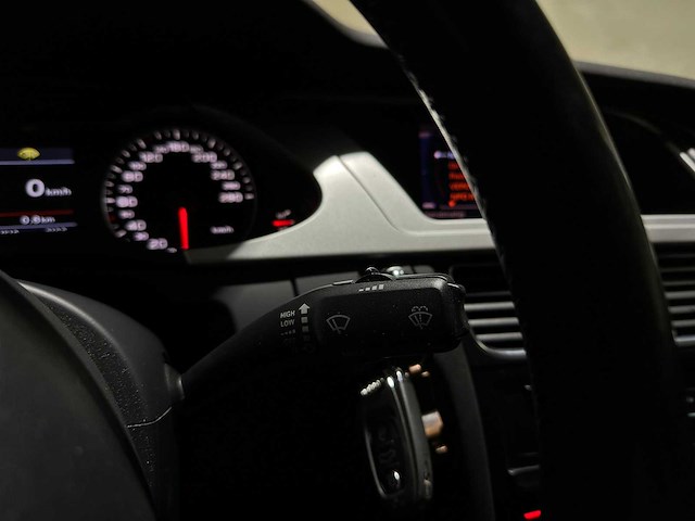 Audi a4 limousine 1.8 tfsi pro line 120pk 2010 (origineel-nl), 57-lgf-3 - afbeelding 12 van  44