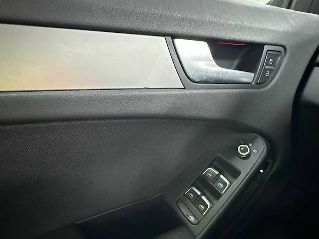 Audi a4 limousine 1.8 tfsi pro line; 42-xhj-1 - afbeelding 7 van  16