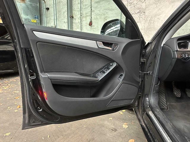 Audi a4 limousine 1.8 tfsi pro line business 160pk 2008, 32-gpz-8 - afbeelding 21 van  38