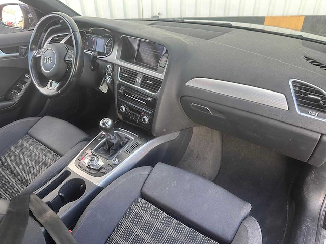Audi a4 limousine 1.8 tfsie limited s * 6-tnt-39 - afbeelding 14 van  18