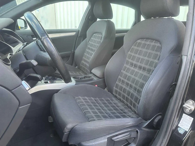 Audi a4 limousine 1.8 tfsie limited s * 6-tnt-39 - afbeelding 15 van  18