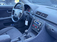 Audi a4 limousine 2.0 2003 | 45-nj-nh - afbeelding 21 van  22