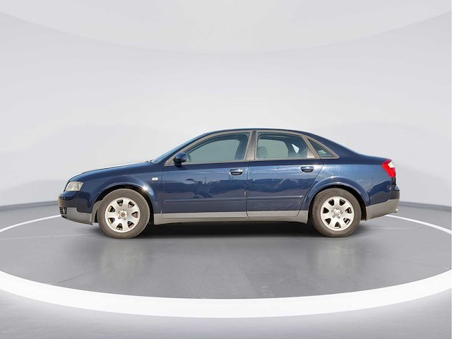 Audi a4 limousine 2.0 2003 | 45-nj-nh - afbeelding 2 van  10