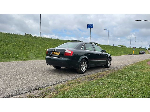 Audi a4 limousine 2.0 | 86-pp-pp i - afbeelding 6 van  13