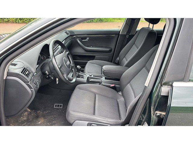 Audi a4 limousine 2.0 | 86-pp-pp i - afbeelding 9 van  13