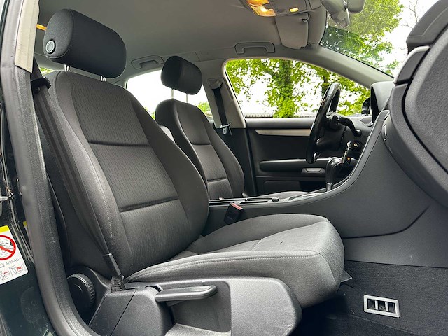 Audi a4 limousine 2.0 advance 131pk 2007 (origineel-nl) automaat, 38-xh-xk - afbeelding 24 van  38